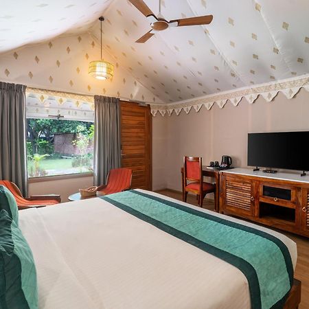 Aranya Vilas - A Nature Resort Удайпур Экстерьер фото